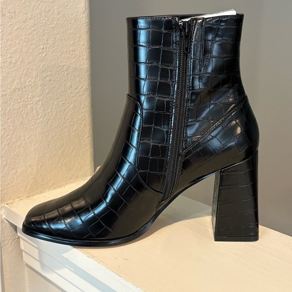 Lisa Vicky Craze Faux Leather Croc Bootie Womens 8.5 Black Embossed Square Toe - Picture 3 of 10